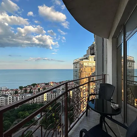 затишна з шикарним видом * Odesa